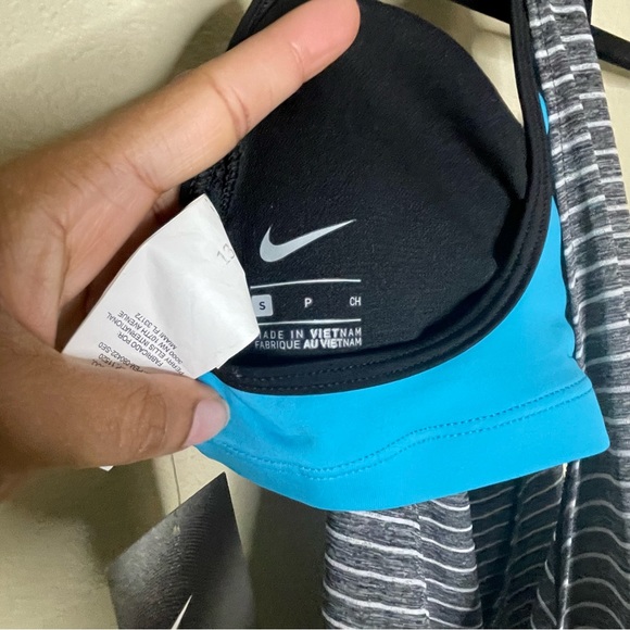 Nike Striped Shelf Bra Tank Top - Picture 4 of 5